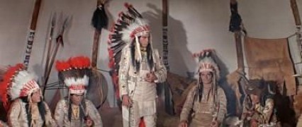 Кадр з фільму Слід сокола