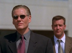 Кадр з фільму Злодій завжди злодій