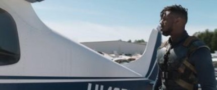 Кадр з фільму Чорна Пантера