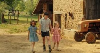 Кадр з фільму Війна ґудзиків