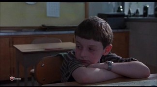 Кадр з фільму Маленька людина Тейт