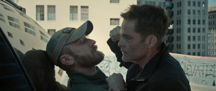 Кадр з фільму Найманець