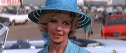 Кадр з фільму Файрбол 500