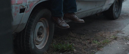 Кадр з фільму Жовті птахи