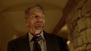 Кадр з фільму Людина-личинка