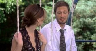 Кадр з фільму Дівчина з передмістя