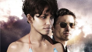 Кадр з фільму Заклинателька акул