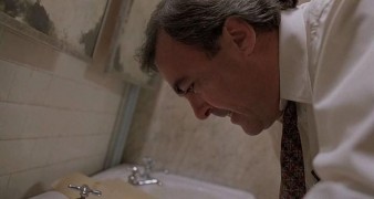 Кадр з фільму Газета