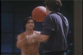 Кадр з фільму Щоденник дівчини у червоних черевичках