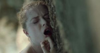 Кадр з фільму В ізоляції