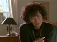 Кадр з фільму Заміжня за привидом