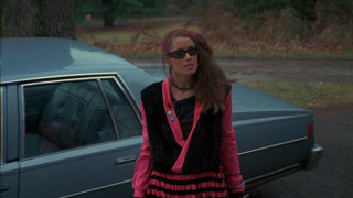 Кадр з фільму На самоті в темряві