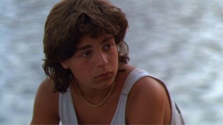 Кадр з фільму Золоті ланцюги