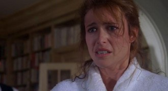 Кадр з фільму Години відчаю