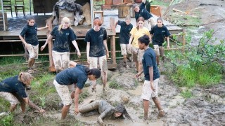 Кадр з фільму Табір