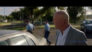 Кадр з фільму В облозі