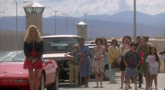 Кадр з фільму Мій батько - злочинець