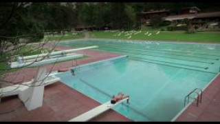 Кадр з фільму І твою маму теж