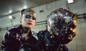 Кадр з фільму Вокс Люкс