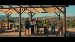 Кадр з фільму Манго