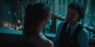 Кадр з фільму Проти вітру