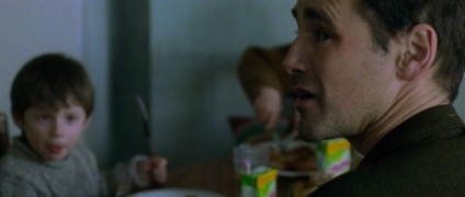 Кадр з фільму Таємнича незнайомка