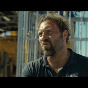 Кадр з фільму Небезпечна тварина