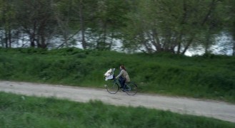 Кадр з фільму Поцілунок Беатріс