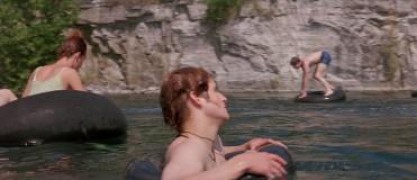 Кадр з фільму Впритул