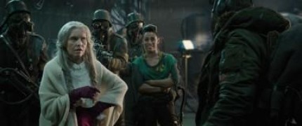 Кадр з фільму Залізне небо: Нове пришестя