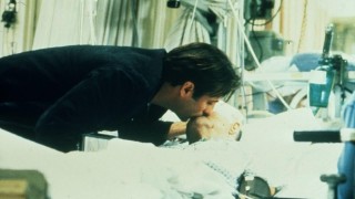 Кадр з фільму Ніч над Манхеттеном