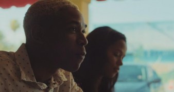 Кадр з фільму Хвилі