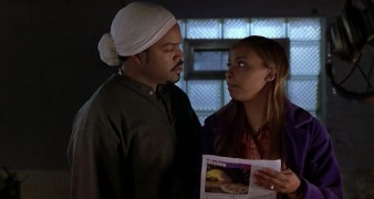 Кадр з фільму Перукарня