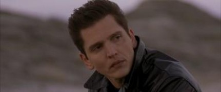 Кадр з фільму Викидайли