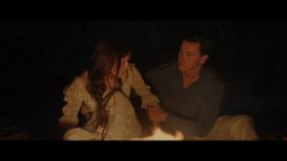 Кадр з фільму Там, де співають раки