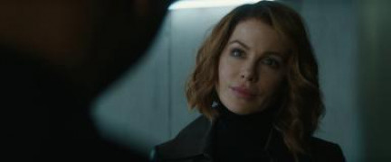 Кадр з фільму Код «Чорна канарка»