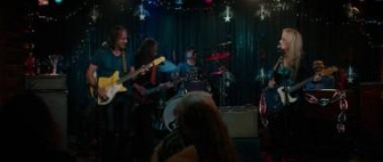 Кадр з фільму Рікі та Спалах