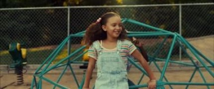 Кадр з фільму Ти квач!