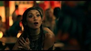 Кадр з фільму Похмілля у Таїланді