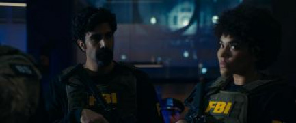 Кадр з фільму Бджоляр