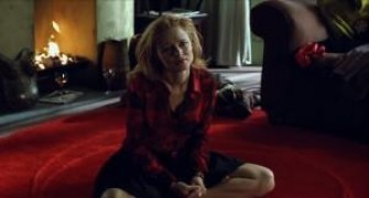 Кадр з фільму Вбий мене ніжно