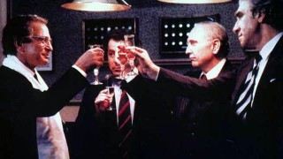 Кадр з фільму Член Комори