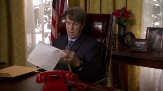 Кадр з фільму Перший пес держави