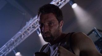 Кадр з фільму Обітниця мовчання