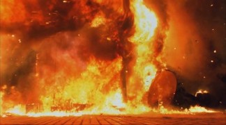 Кадр з фільму Під укіс