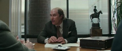 Кадр з фільму Золото