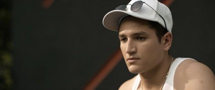 Кадр з фільму Викрасти і продати