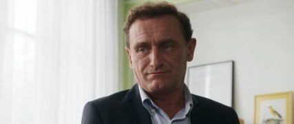 Кадр з фільму Розправ крила