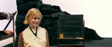 Кадр з фільму Доґвіль