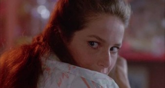 Кадр з фільму Зрада